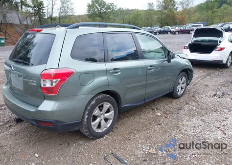 2015 Subaru Forester 2.5I Premium z USA, uszkodzony, nr VIN JF2SJADC8FH509717